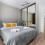Mohost Magic - Feel The Spark Apartment Brasov