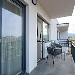 Mohost Magic - Feel The Spark Apartment *